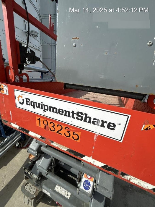 2018 Genie GS-2632 GENIE GS-2632 w/Fixed Rail, Chain Entry