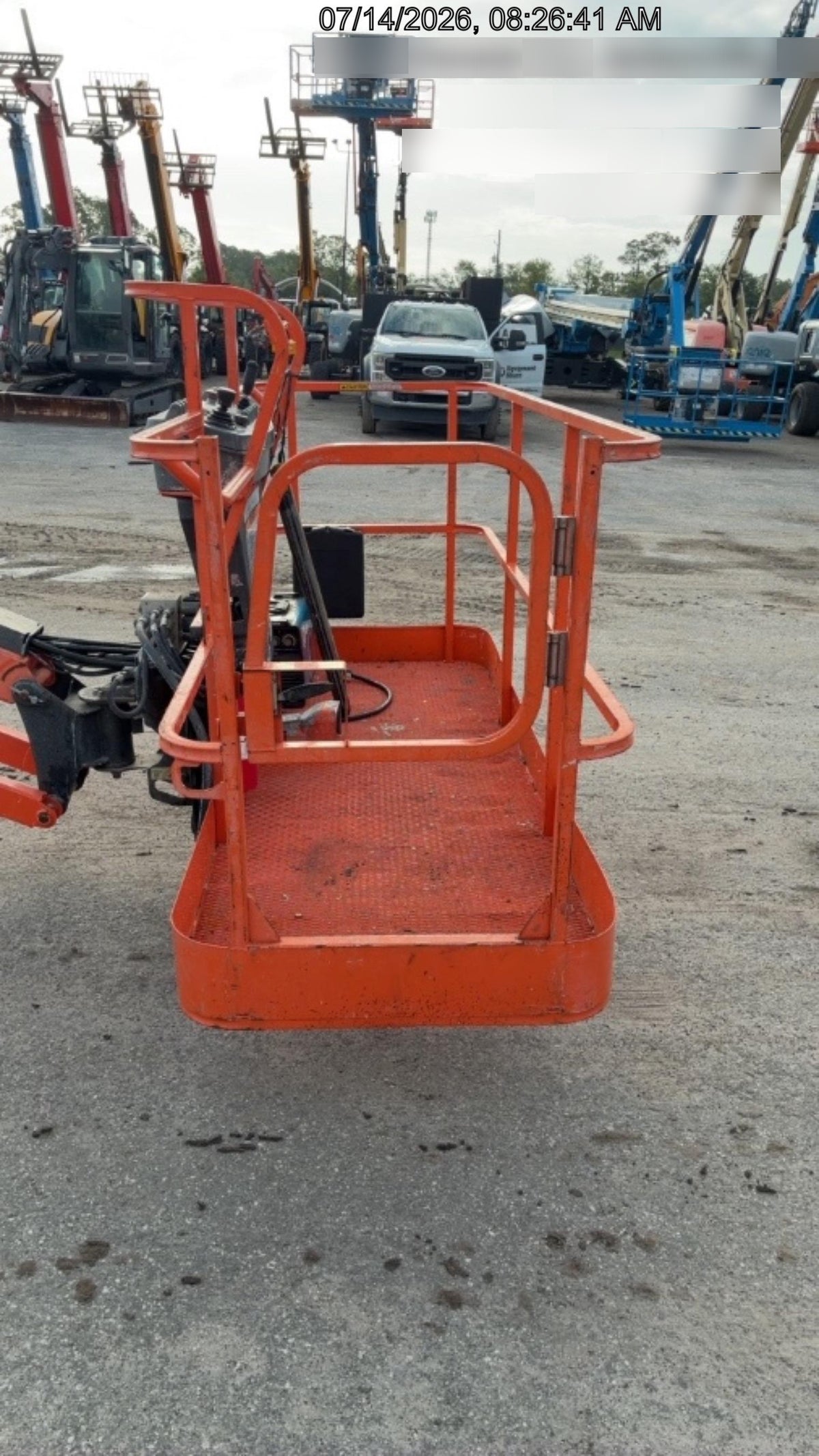 2021 JLG 660SJ Quad Track