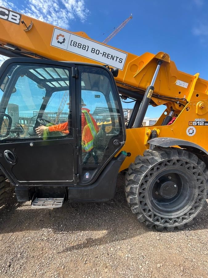 2022 JCB 512-56