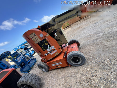 2021 JLG E300AJP
