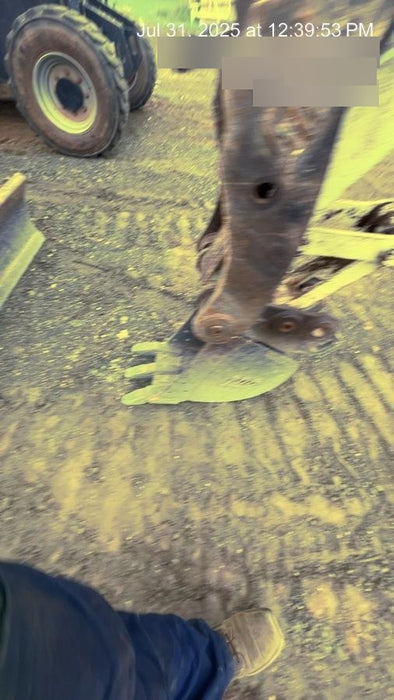 2025 TAKEUCHI 24" Bucket Takeuchi