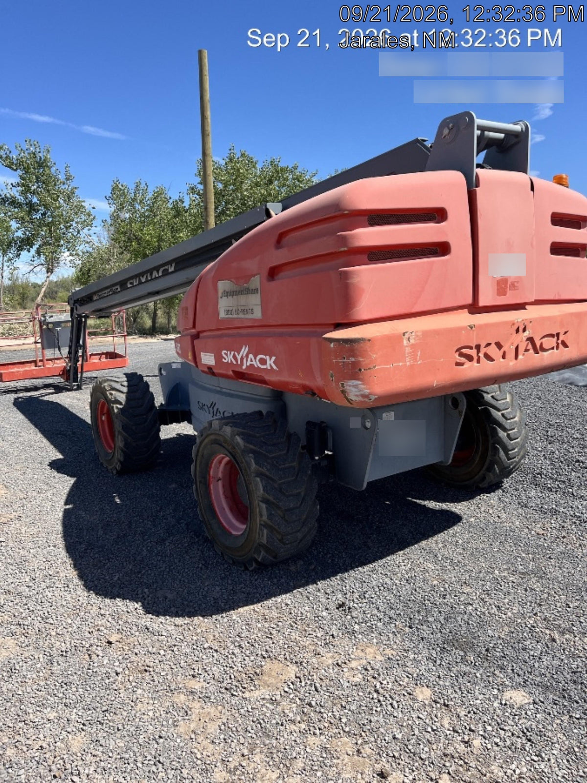2019 Skyjack SJ66T SJ66T Glazier FF Tire Beacon