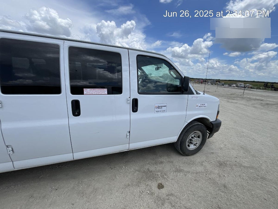 2023 CHEVROLET Express Van - Rental