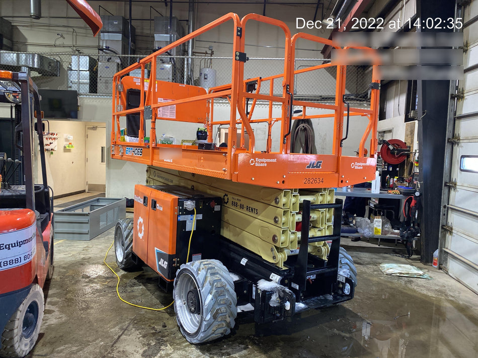 2022 JLG ERT4069