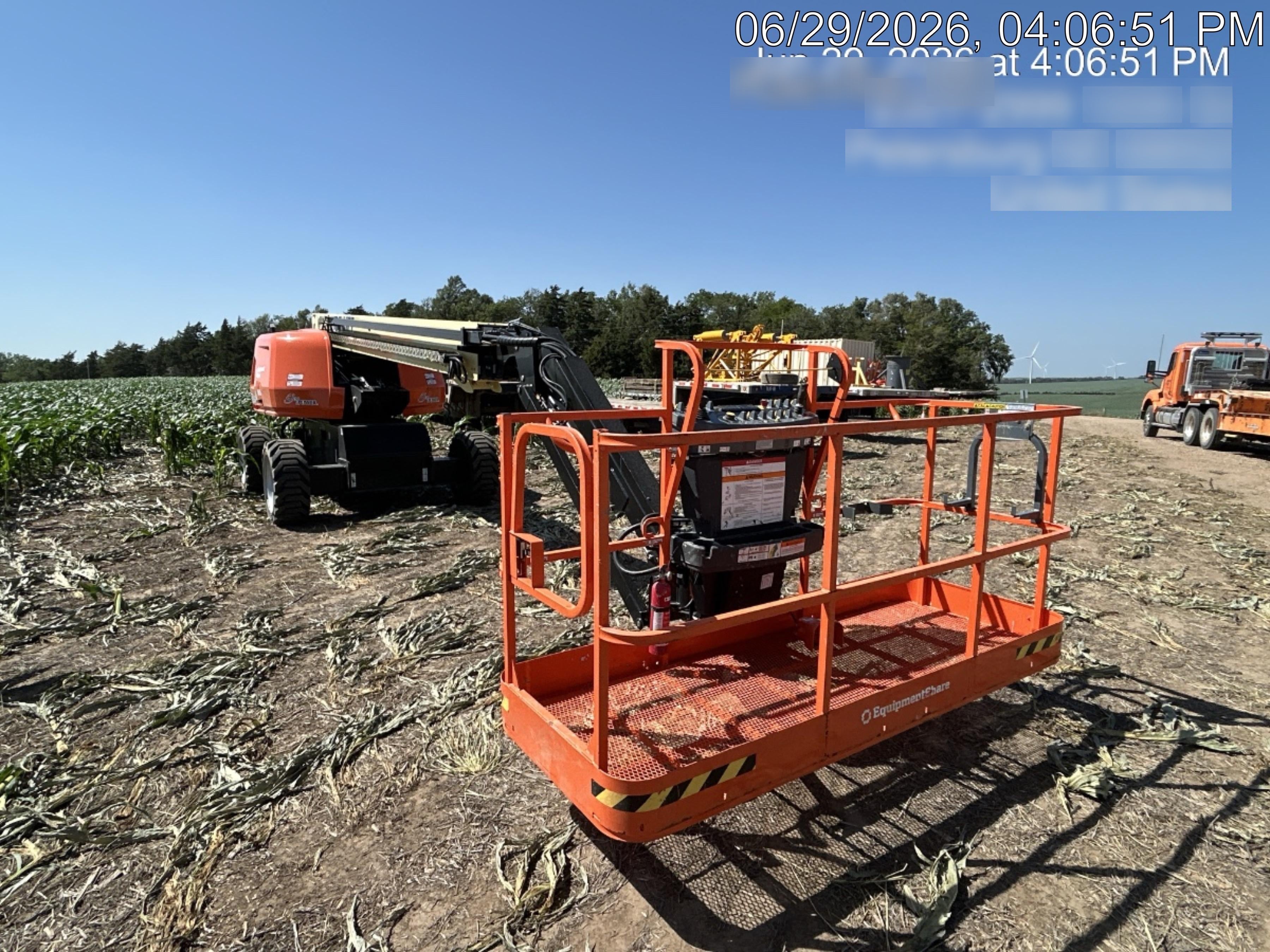 2025 JLG 660SJ