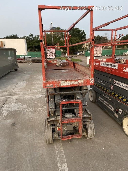 2018 Skyjack SJIII-3226 Skyjack SJIII3226 Scissor Lift w/Trojan Batteries