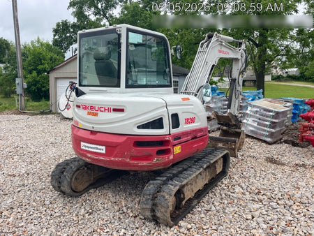 2020 TAKEUCHI TB260