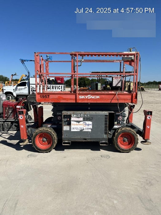 2016 SKYJACK SJ6832 RT