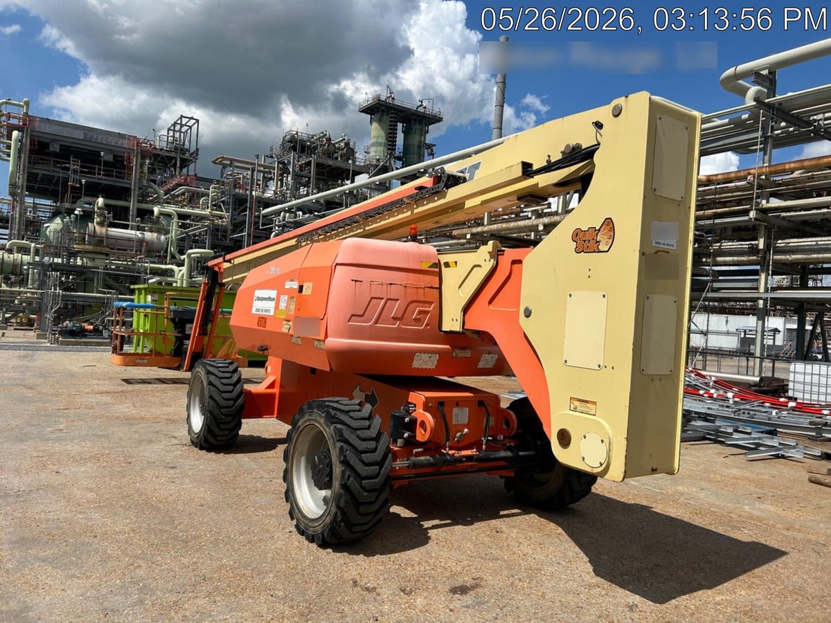 2019 JLG 800AJ