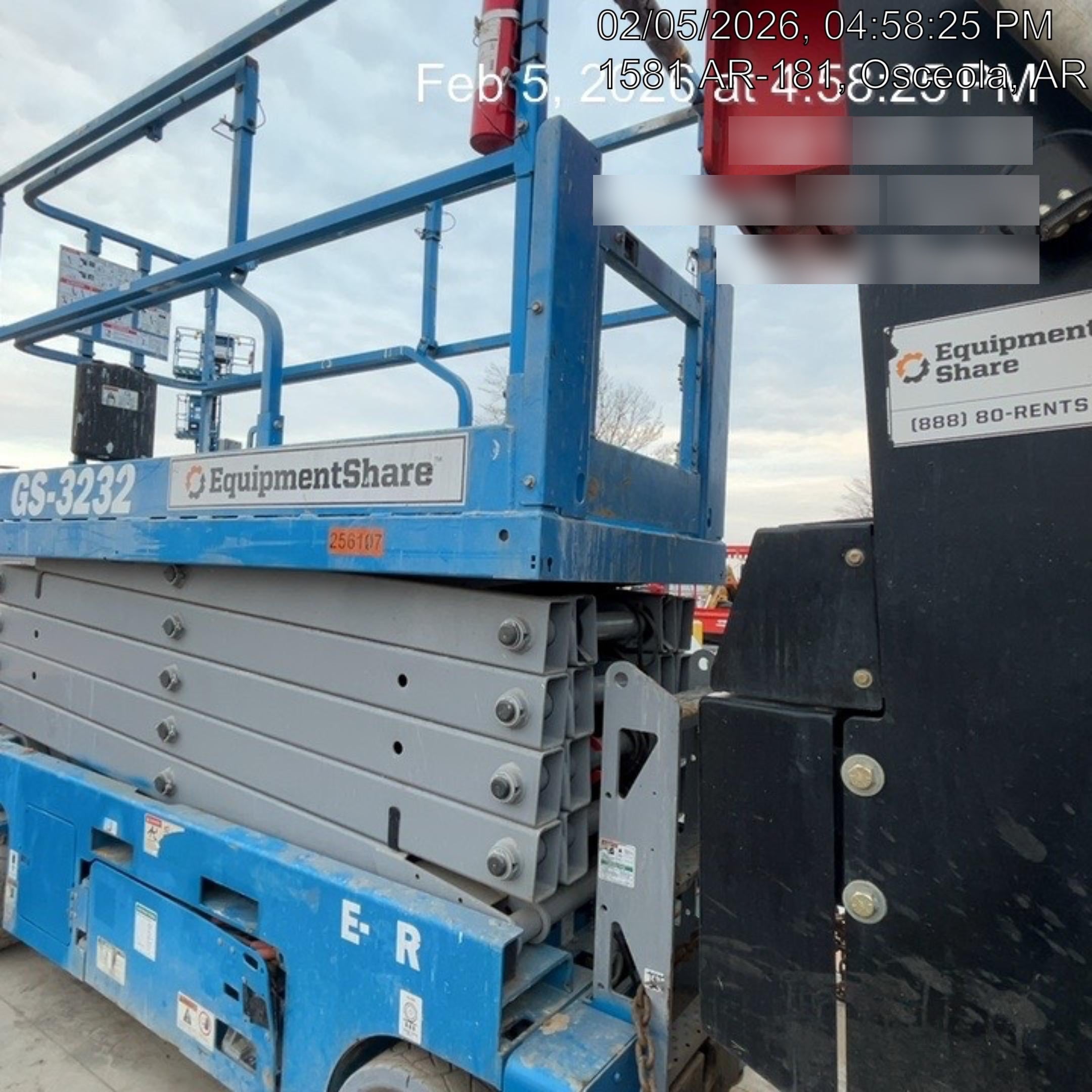 2022 GENIE GS-3232