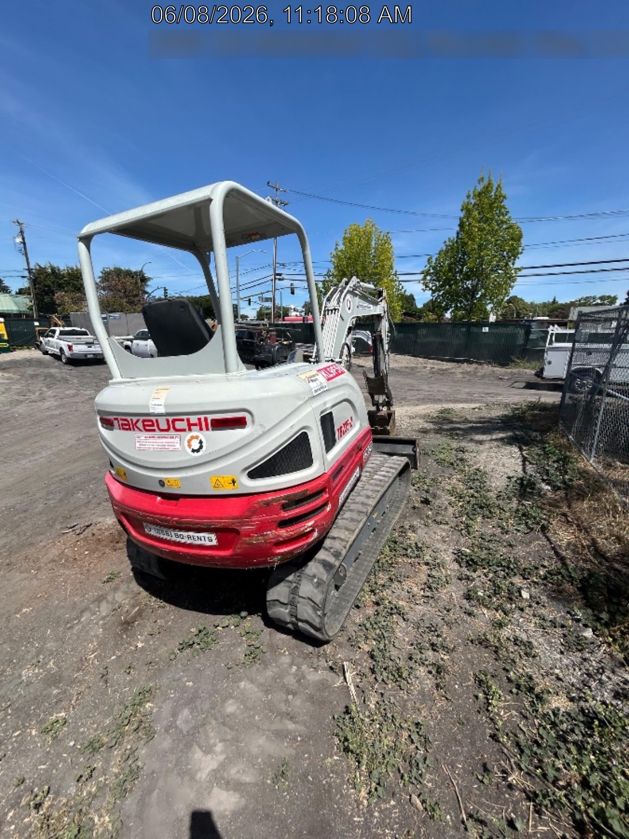 2022 TAKEUCHI TB235-2R