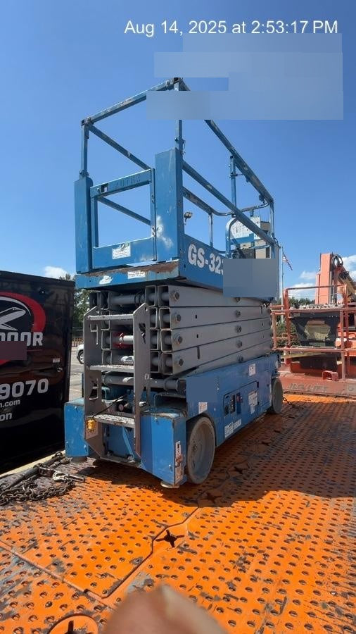 2018 GENIE GS-3232