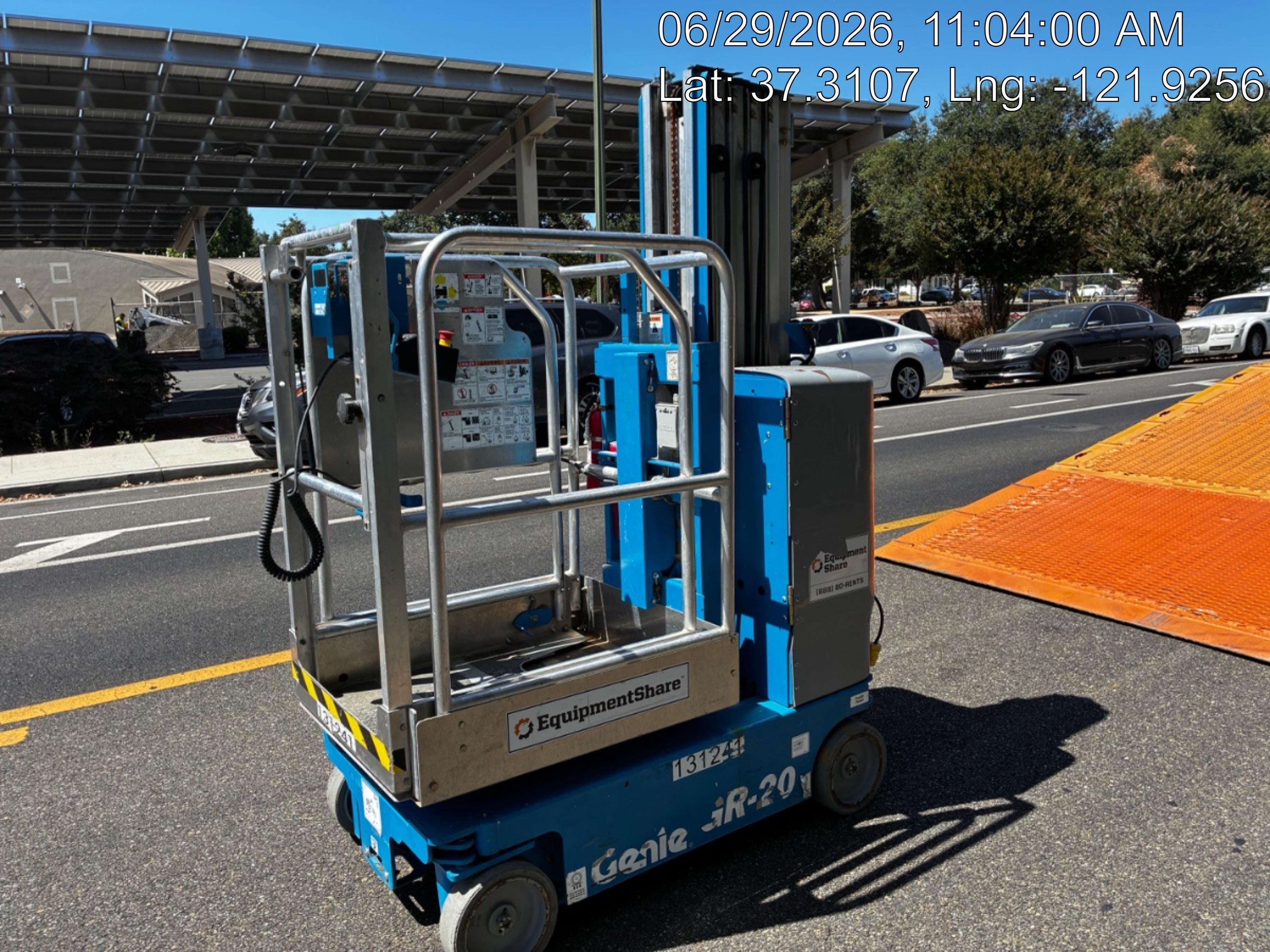 2021 GENIE GR-20