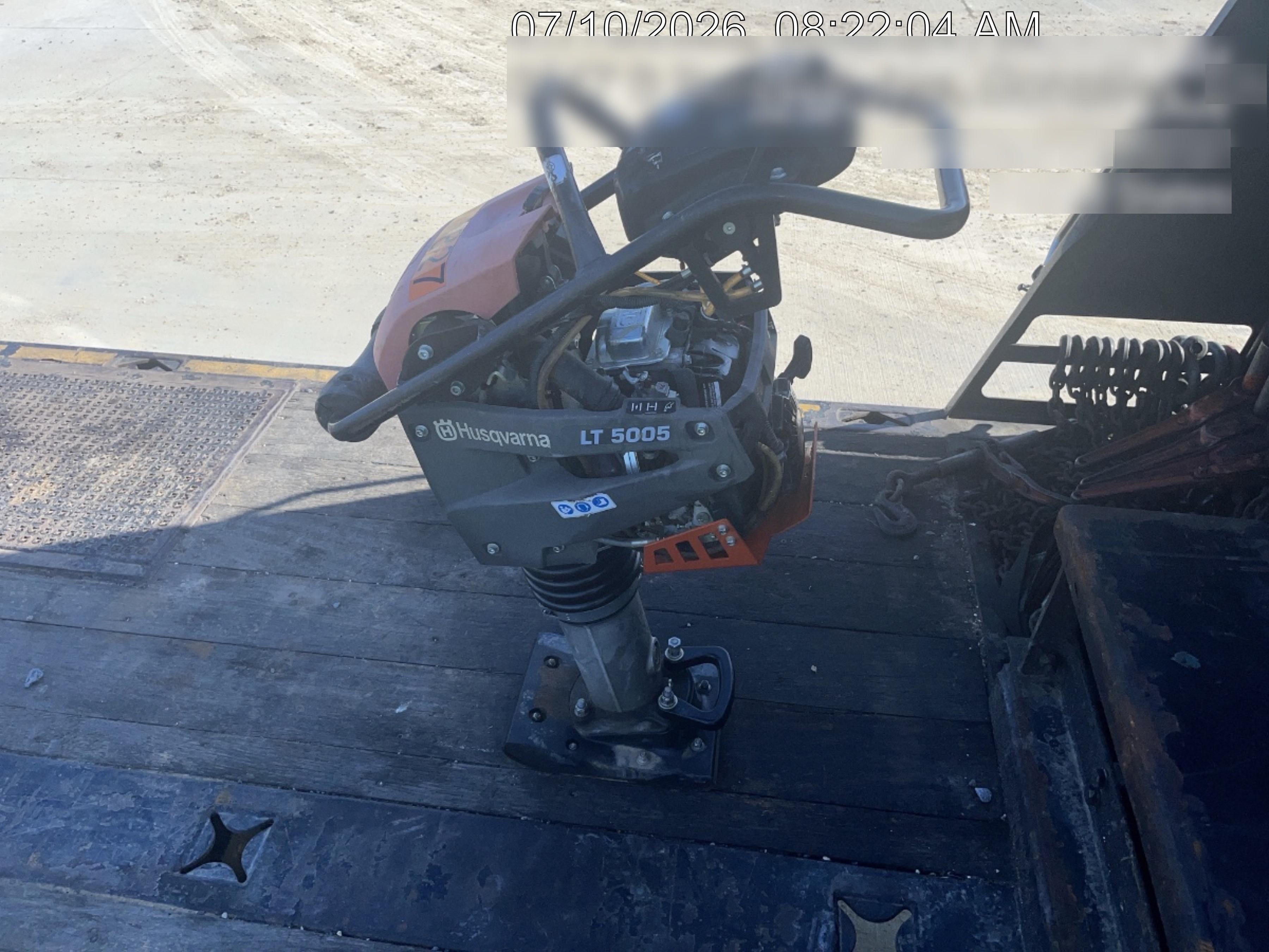 2025 HUSQVARNA LT5005