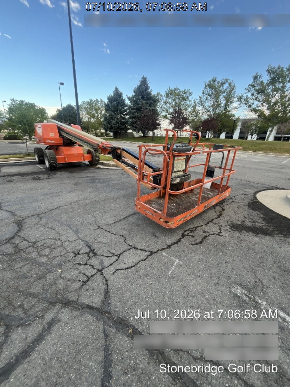 2022 JLG 660SJ