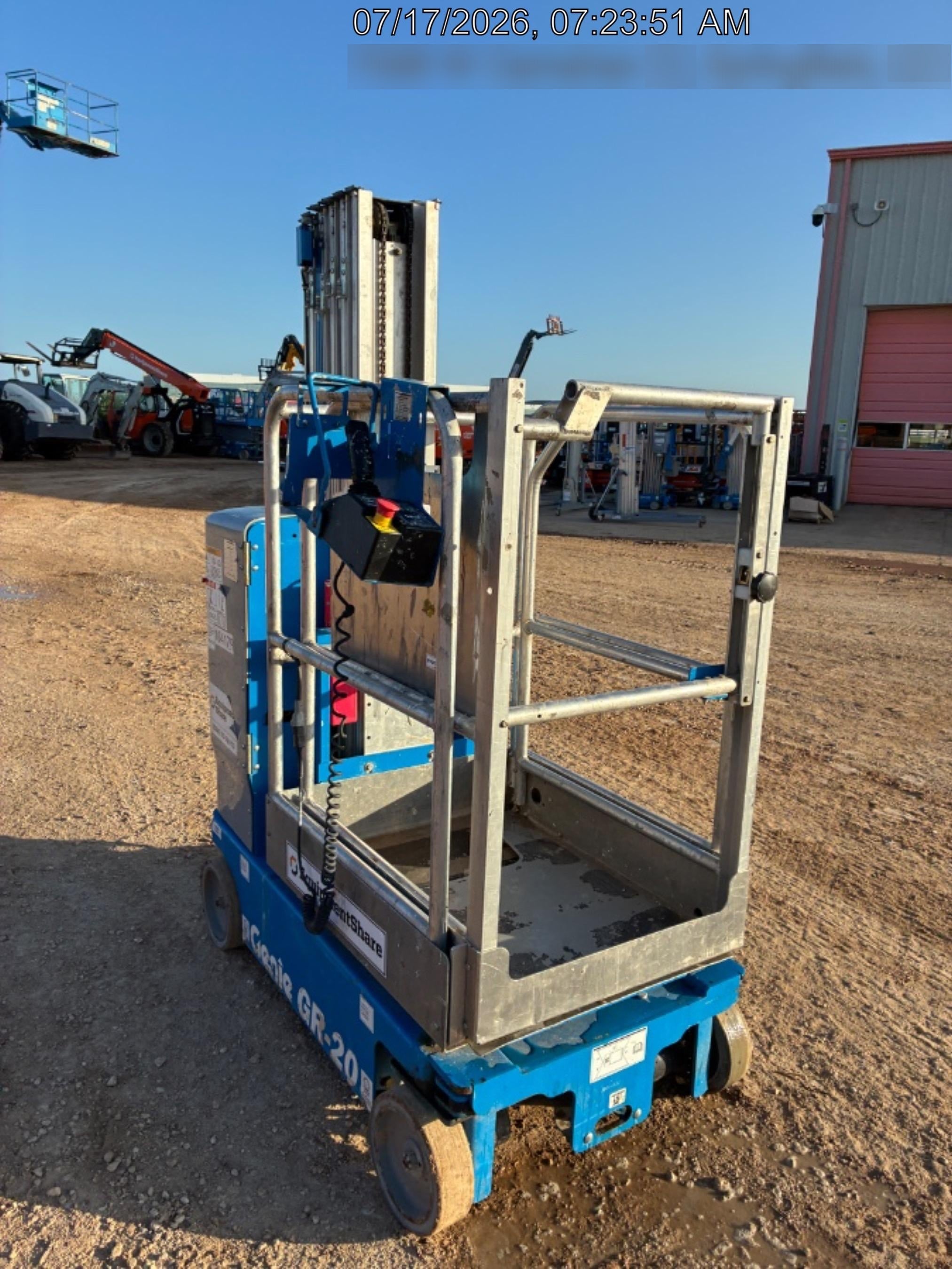 2020 GENIE GR-20