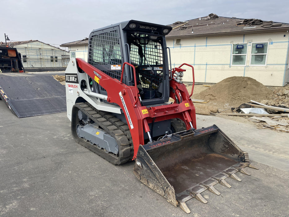 2022 TAKEUCHI TL8R2-CR
