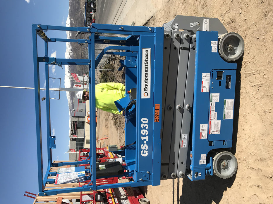2020 Genie GS-1930 Solid Non Marking Tires, Beacon, Folding rails with half height swing gate