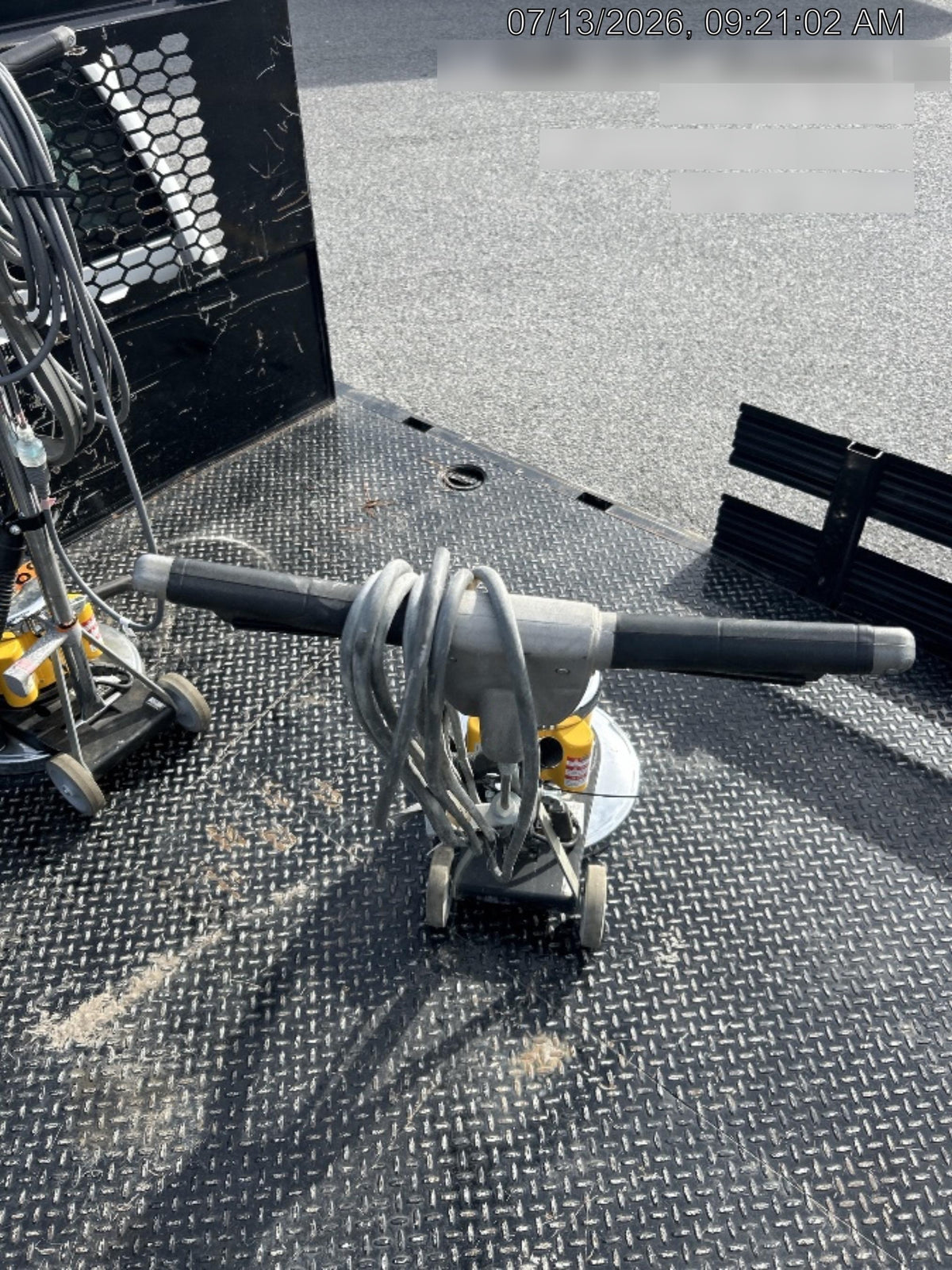 2024 DEWALT 216-RS