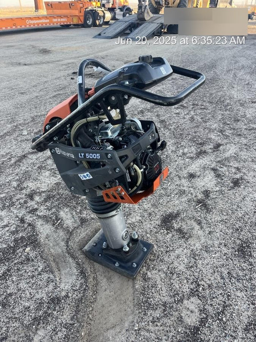 2024 HUSQVARNA LT5005