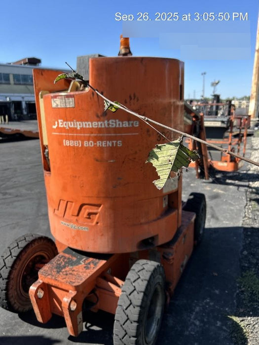 2019 JLG E300AJP
