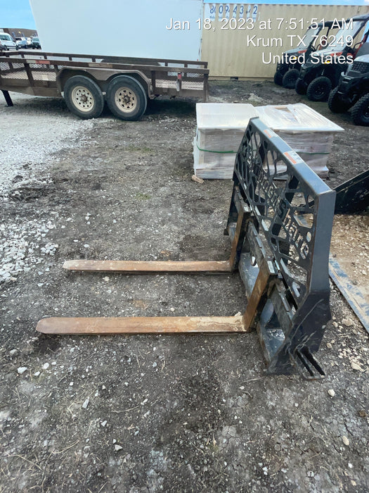 2021 PALADIN 48" Pallet Forks - Paladin