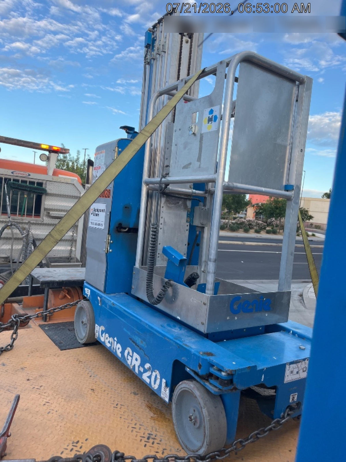 2020 GENIE GR-20