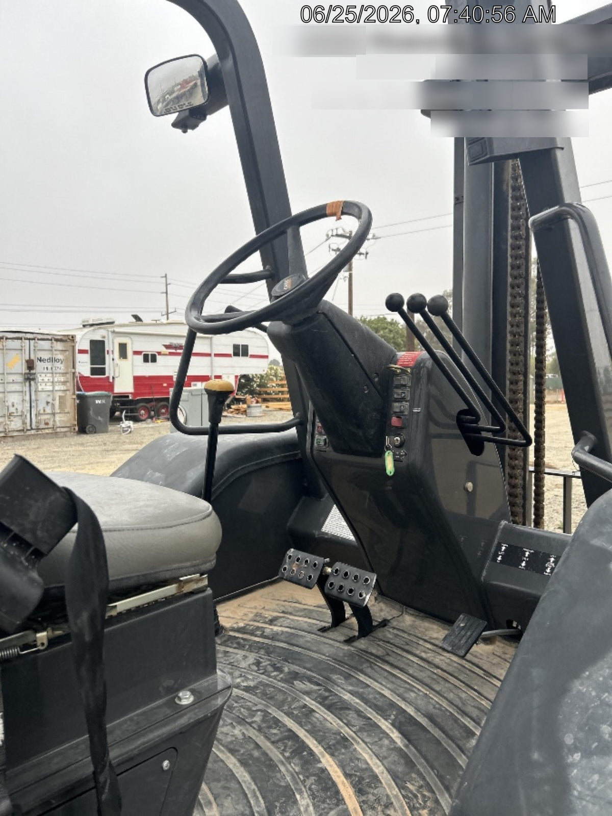 2022 CASE 588H