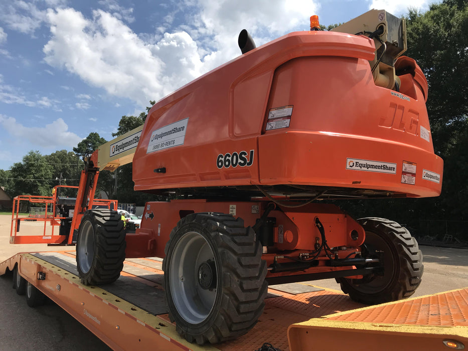 2019 JLG 660SJ