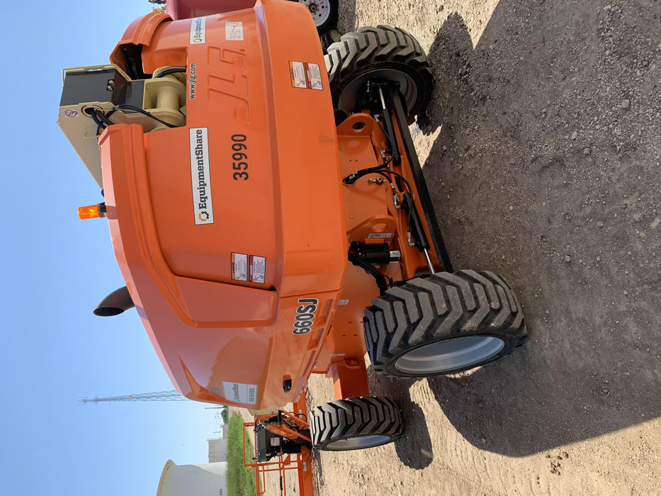 2019 JLG 660SJ