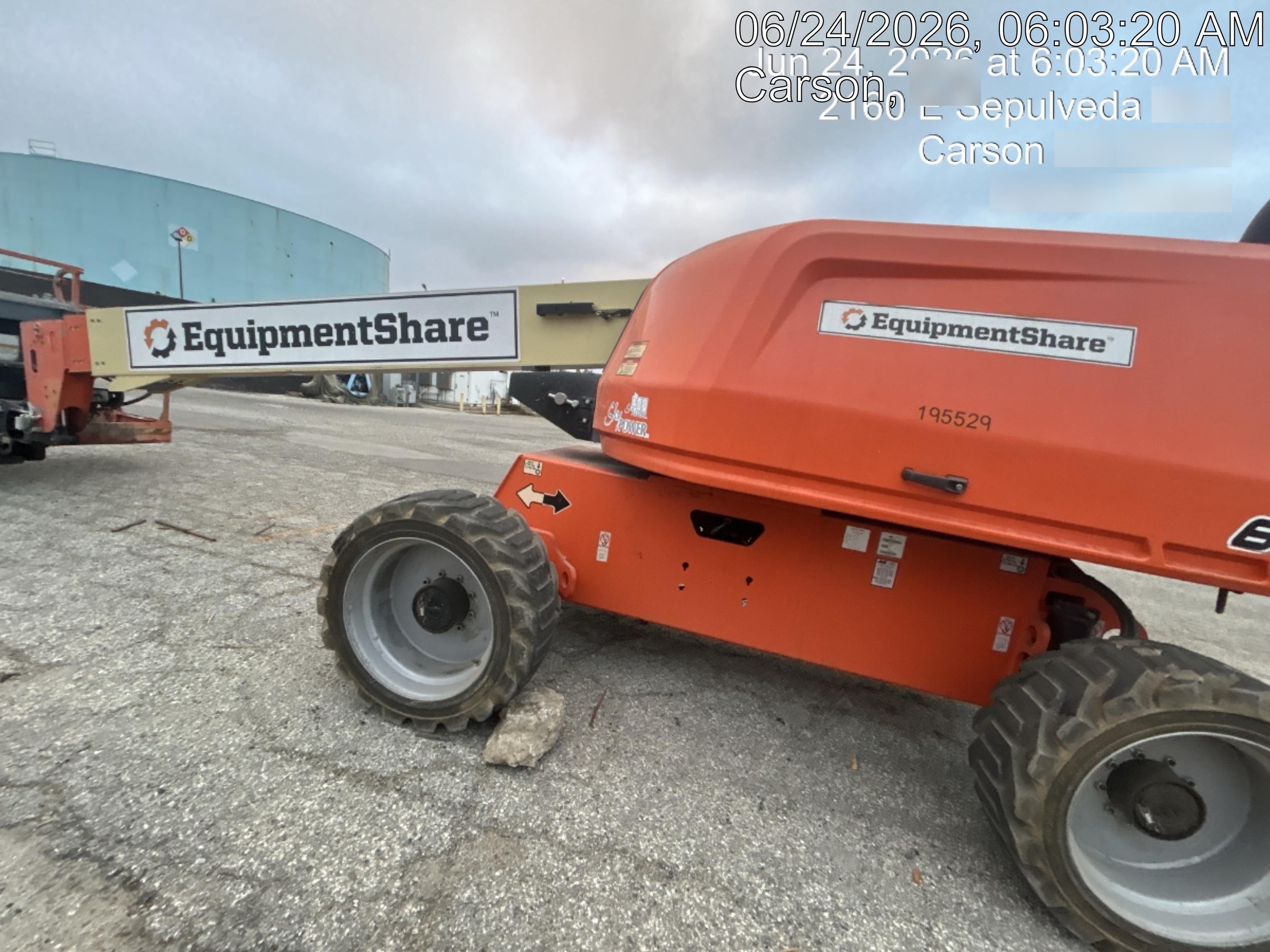 2021 JLG 600S