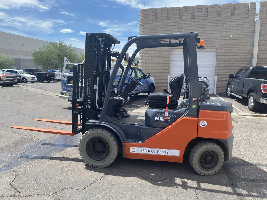 2022 TOYOTA 50-8FGU25