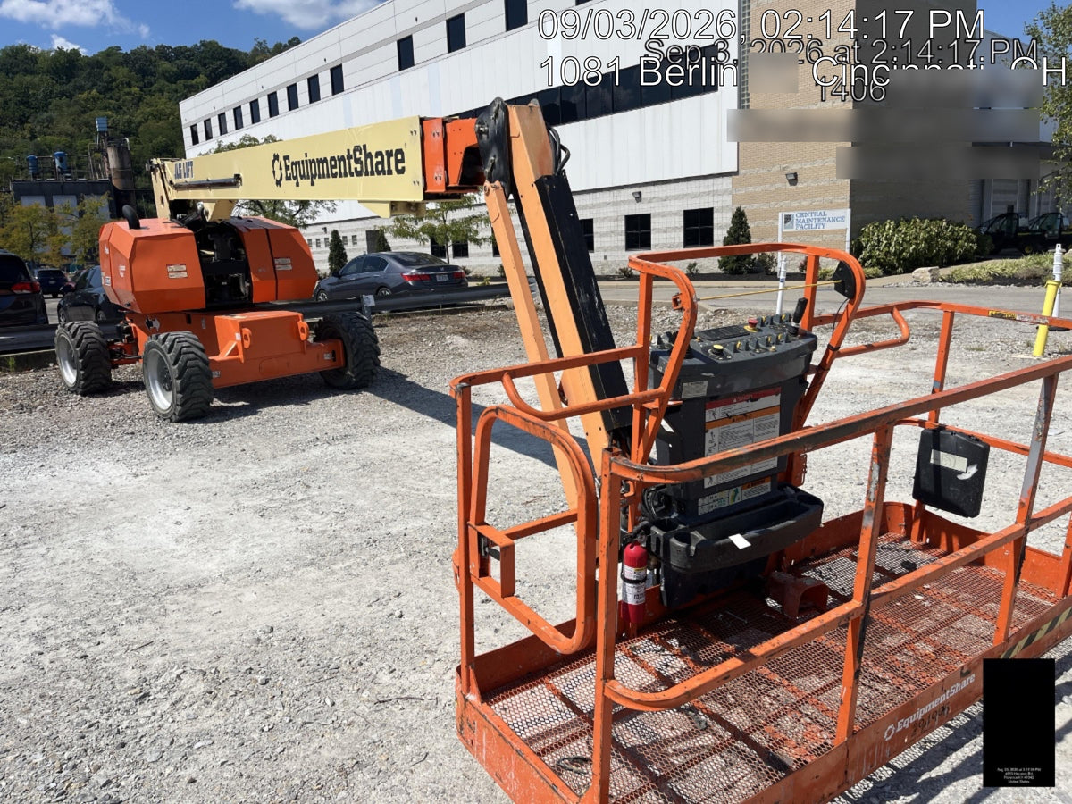2023 JLG 860SJ