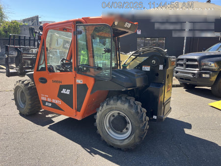 2025 JLG 519