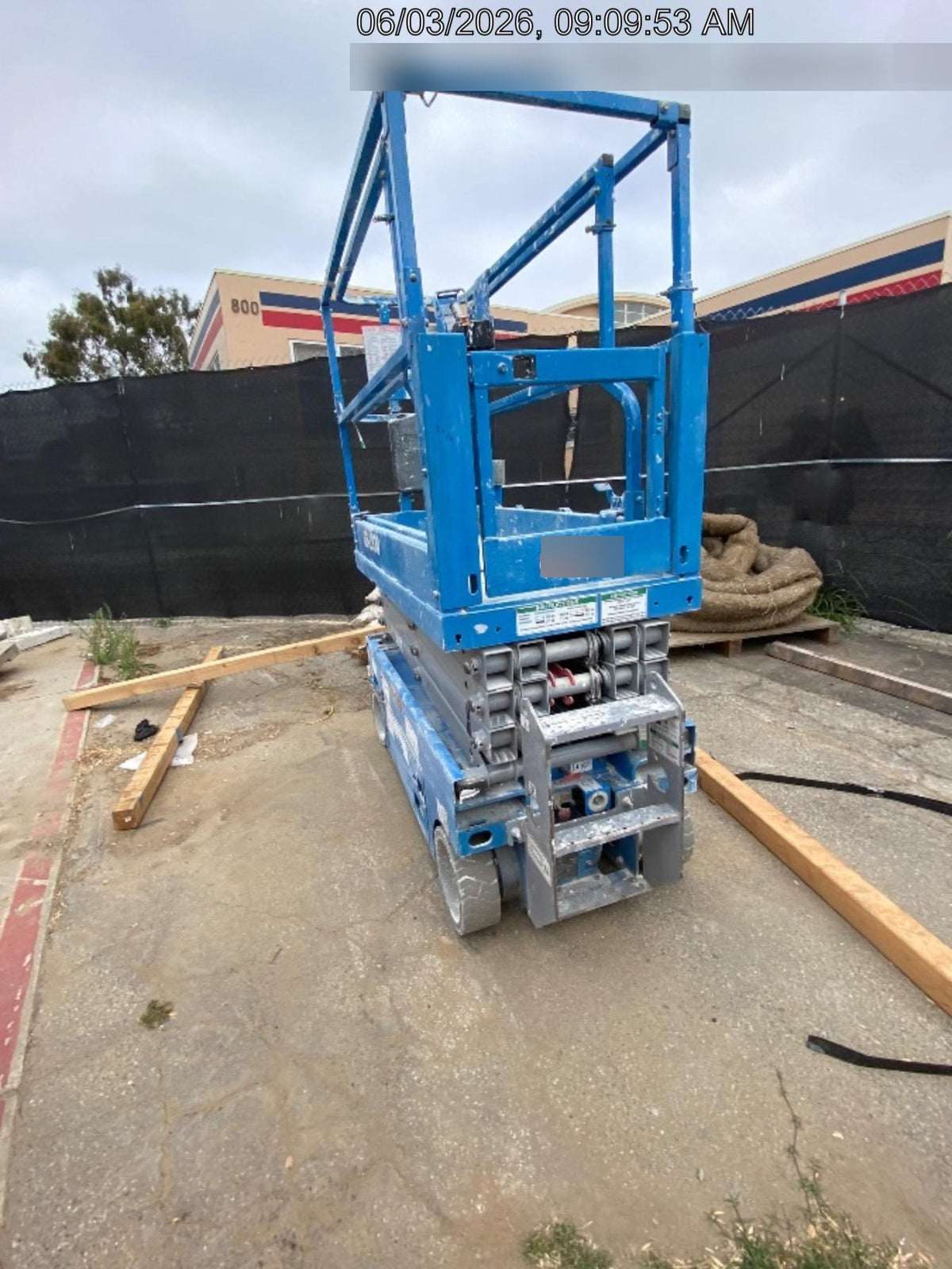 2020 Genie GS-1930 Solid Non Marking Tires, Beacon, Folding rails with half height swing gate, 800W Inverter