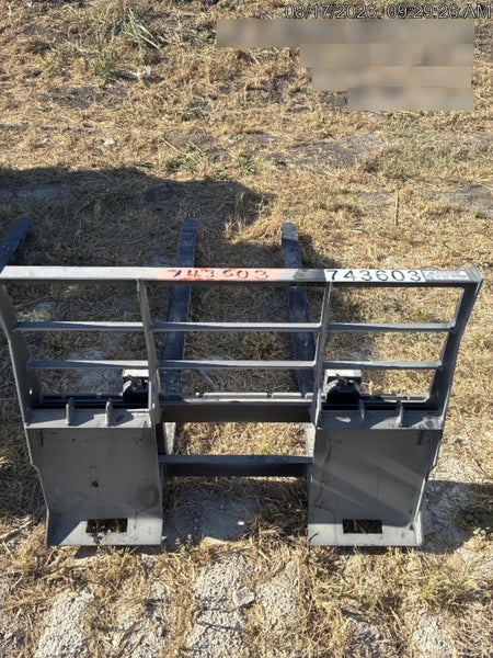 2026 ARROW MATERIAL HANDLING 72" Pallet Forks - Arrow