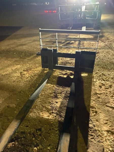 2026 ARROW MATERIAL HANDLING 72" Pallet Forks - Arrow
