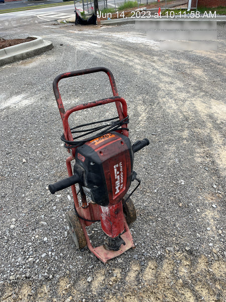 2020 HILTI TE 3000-AVR