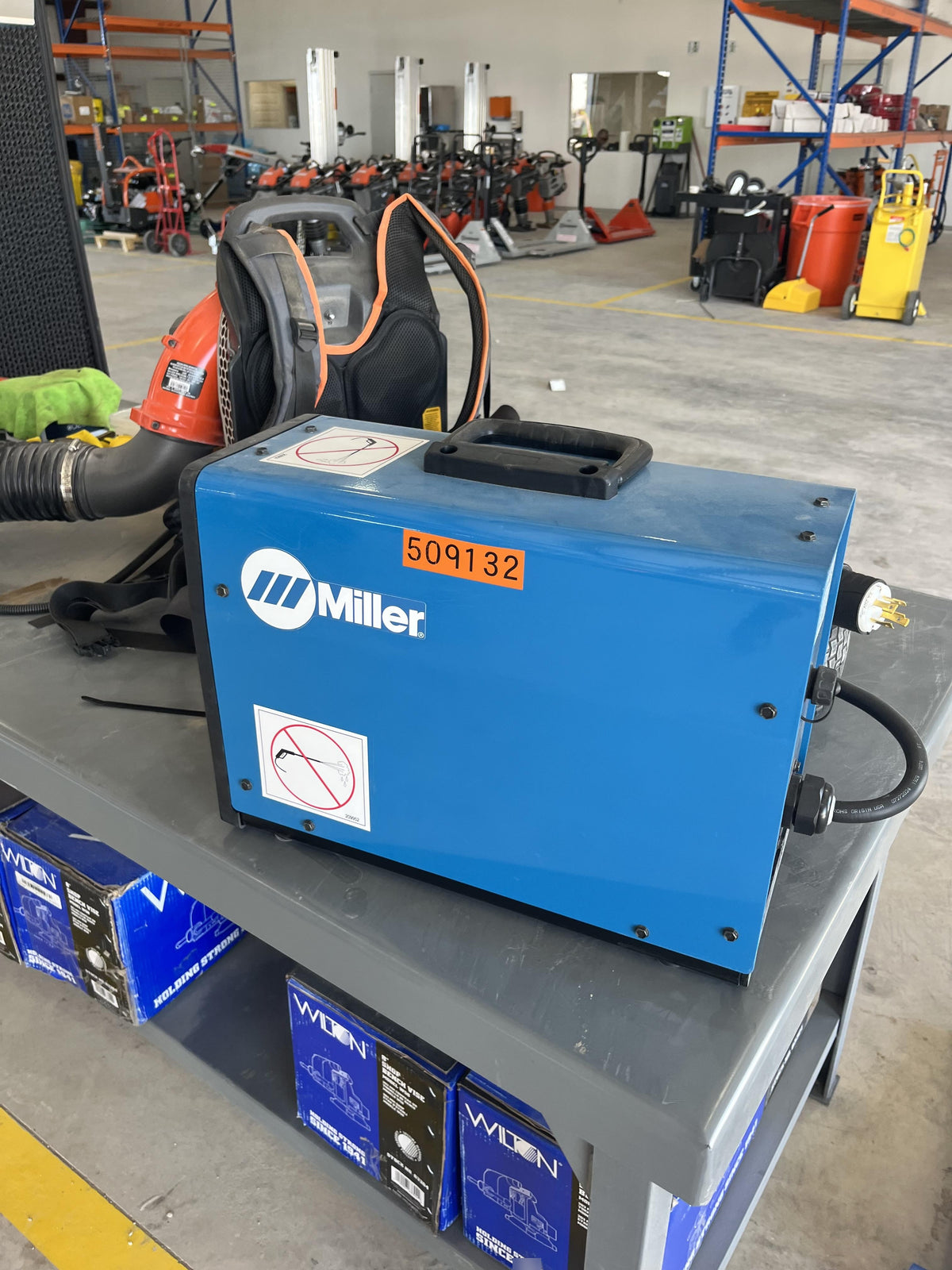 2025 MILLER ELECTRIC CST-282