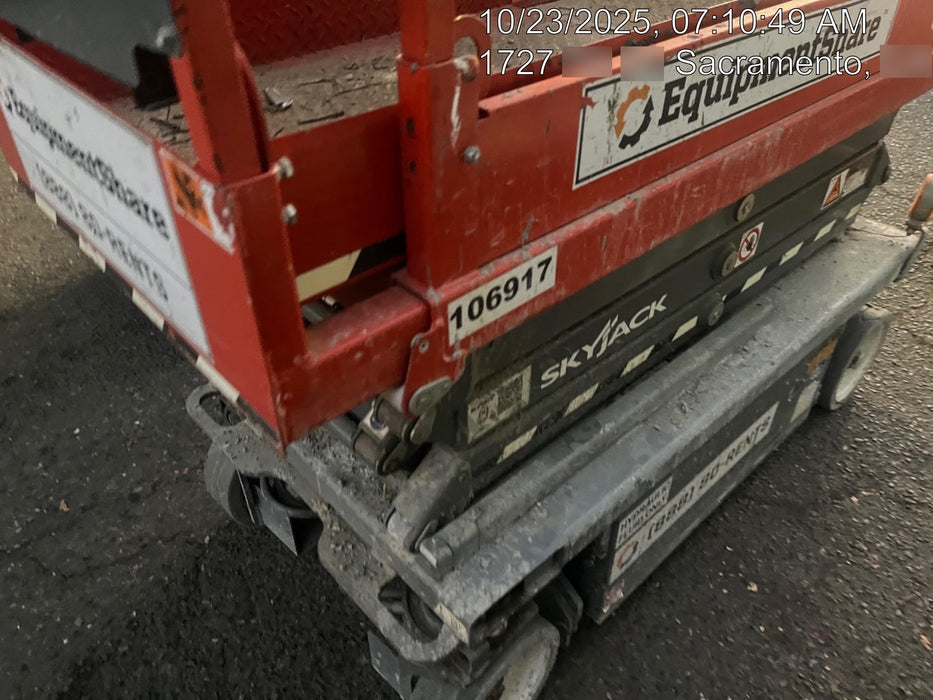 2020 Skyjack SJIII-3219 Solid NM Tires, Half height spring hinged entry gate, Dual Beacons, 800W Inverter