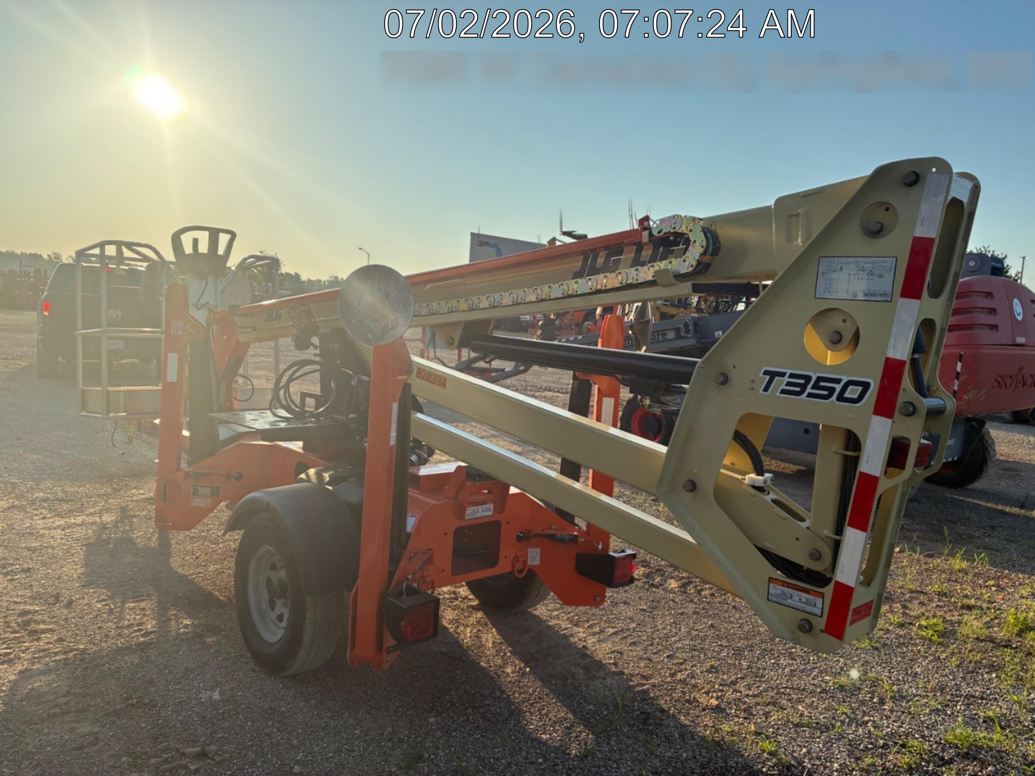 2025 JLG T350