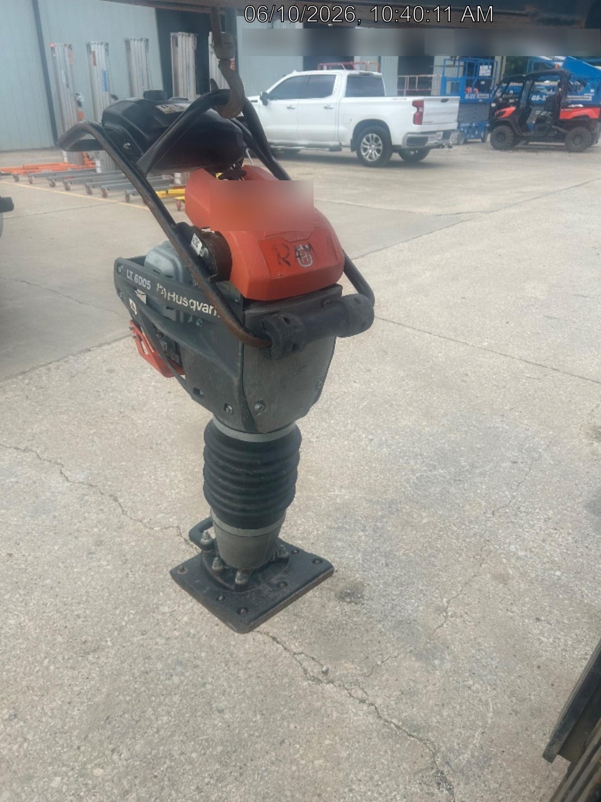 2025 HUSQVARNA LT6005