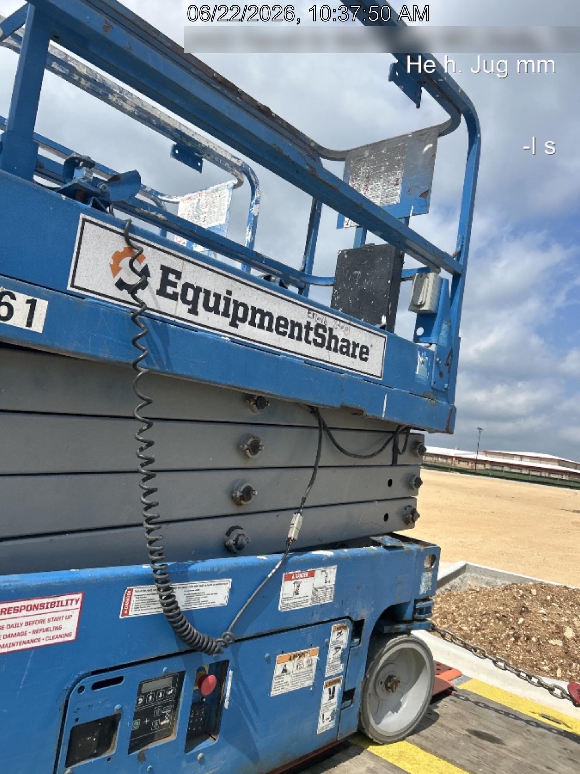 2017 Genie GS-1930 Genie GS-1930 Lift w/Fixed Rail and Chain Entry