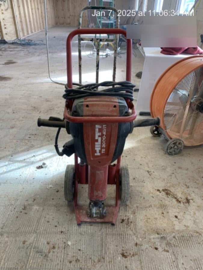2021 HILTI TE 3000-AVR