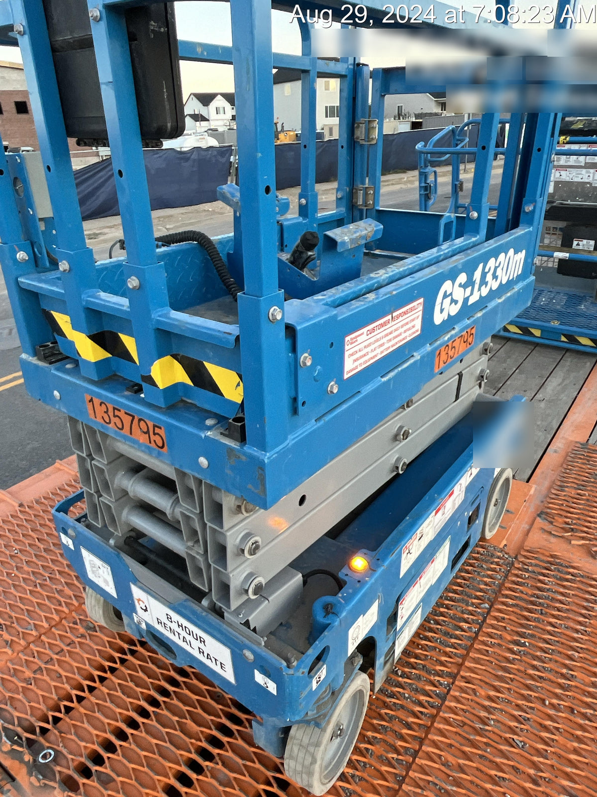 2021 GENIE GS-1330m