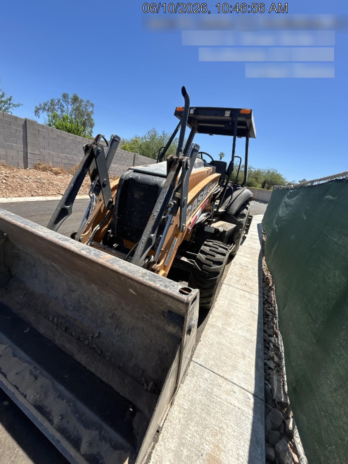 2022 CASE 570N EP