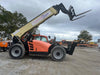 2016 JLG 1055