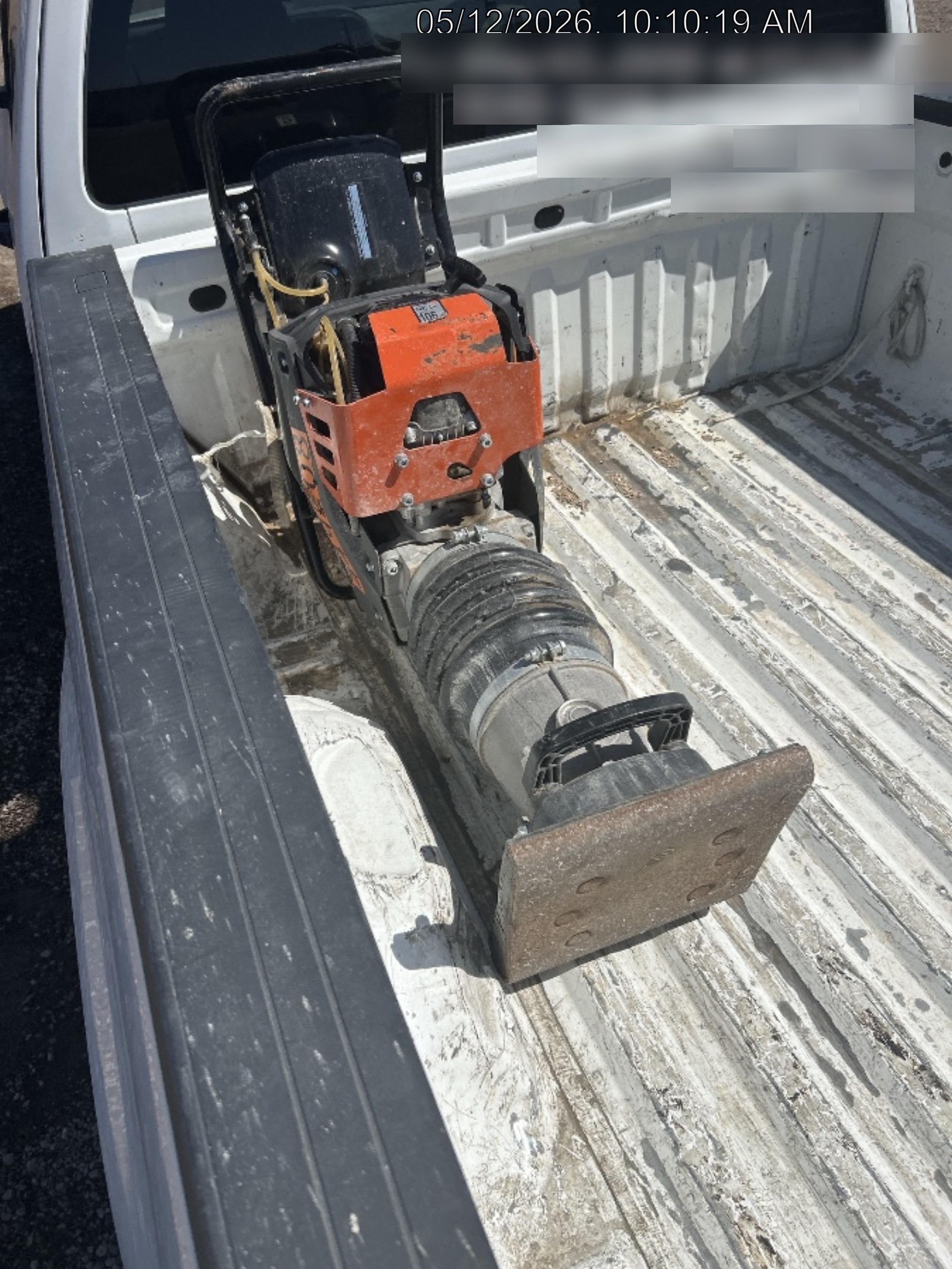2024 HUSQVARNA LT6005