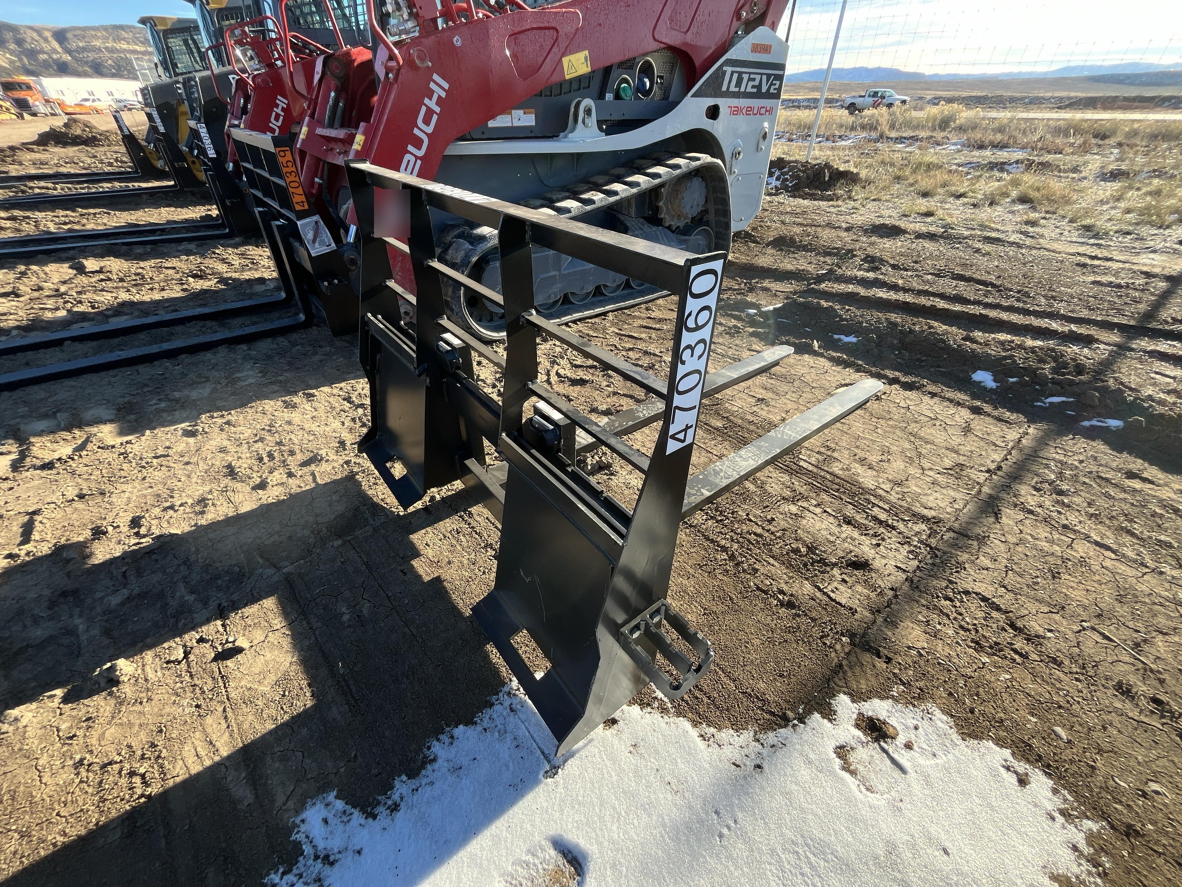 2024 ARROW MATERIAL HANDLING F5100CB - 72"