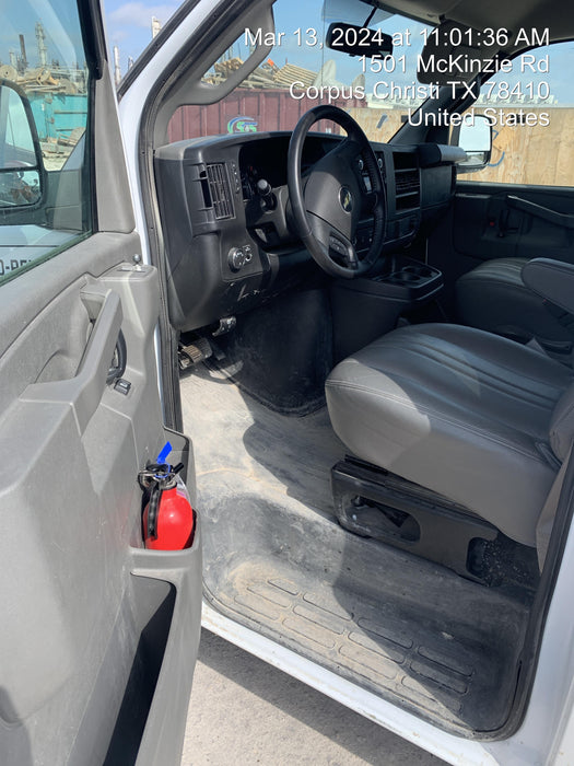 2023 CHEVROLET Express Van - Rental